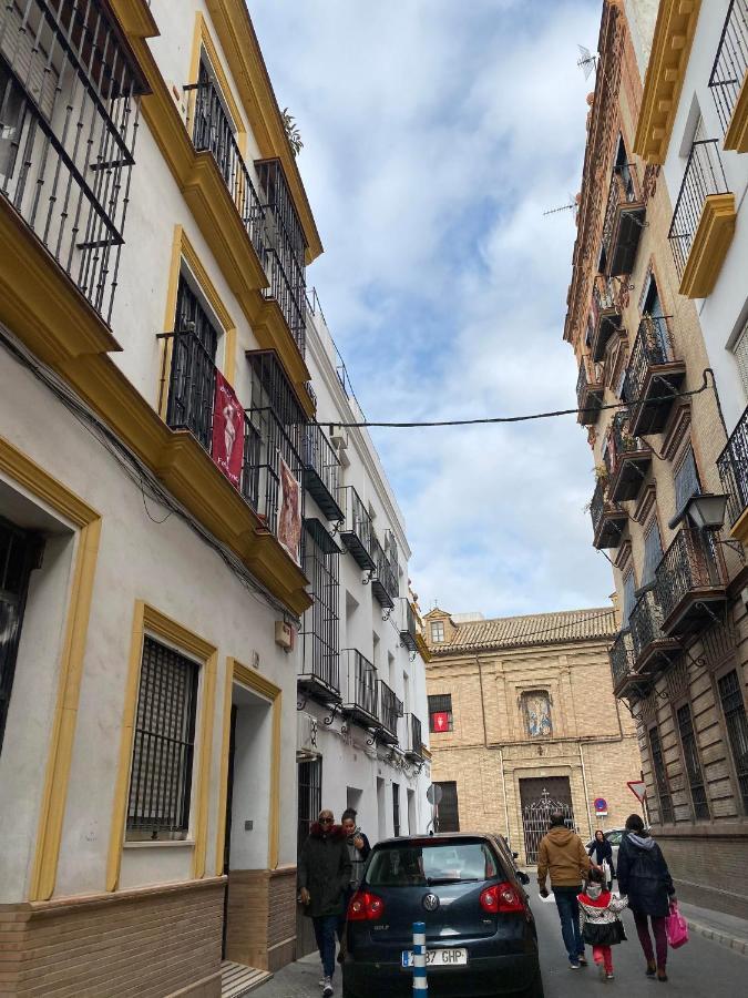 Hispalis Santa Angela Sevilla Exterior foto